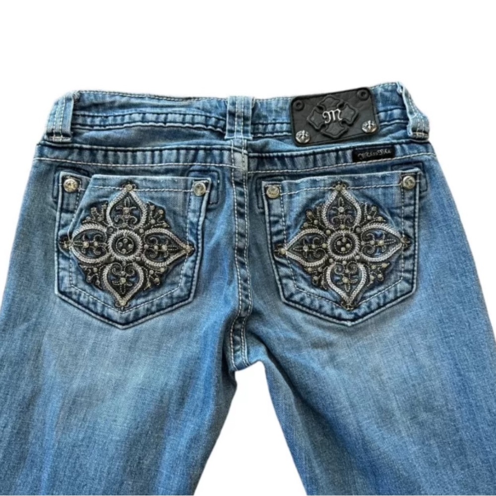 Miss Me Women’s Distressed Embroidered Skinny Jeans Size 26